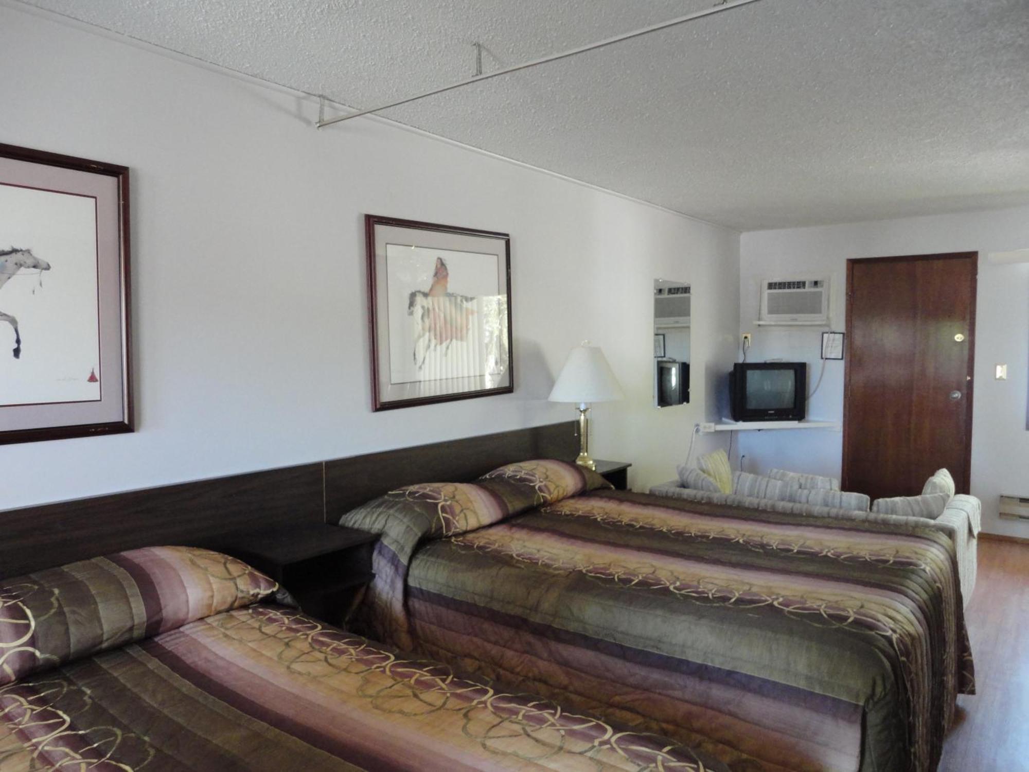 Bella Villa Resort Motel Osoyoos Exterior photo